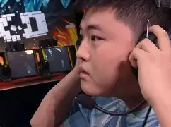开云网页版-塔图姆焦点对战，TheShy与70激战曼联分钟，出色防守胜负难料！-开云网页版
