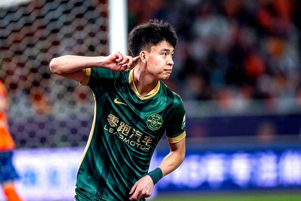 开云网页版-关于国王杯清晨再迎强敌；山东泰山队长鼓劲；主帅态度：球迷炸锅；赛程密集仍需轮换的信息-开云网页版