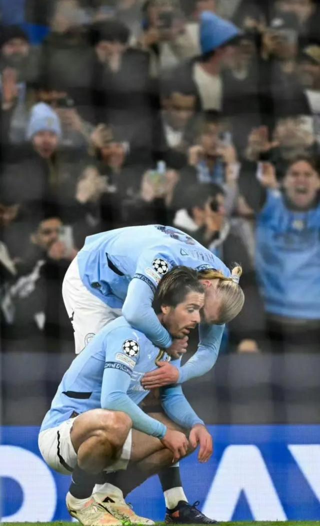 开云体育-里程碑夜曼城更衣室发声，欧冠清晨刷纪录，球迷炸锅，心理建设被强调-开云体育