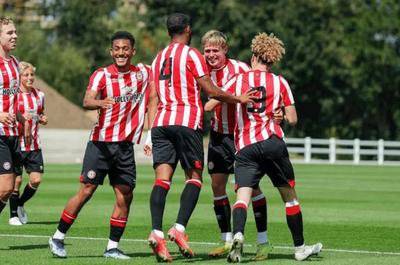 开云官方网站在线登陆-阿斯顿维拉训练开放日;清晨伤情更新引欢呼;英超在即;赛程密集仍需轮换-开云官方网站在线登陆